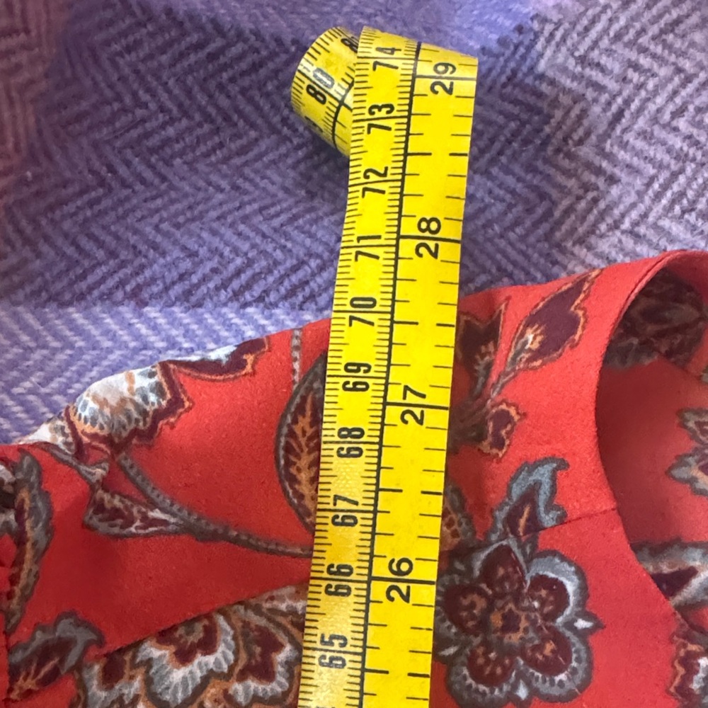 LOFT Red Floral Pattern Blouse - Picture 5 of 7